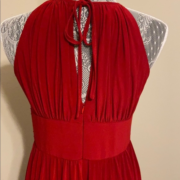 Formal dress - Picture 5 of 6